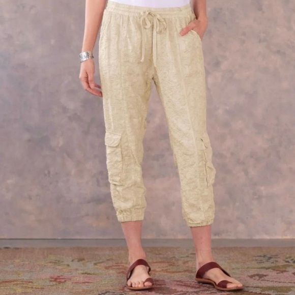 Johnny Was Pants - Johnny Was Love Pull On Embroidered Cargo Pants - Off White/Cream - Size Small